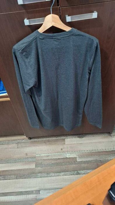 Tricou cu maneci lungi , marimea M , 100% BUMBAC