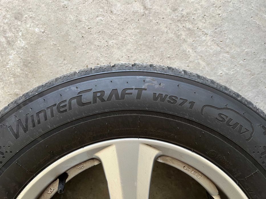 Джанти със зимни гуми KUMHO 215/70/16 с грайфер 7.39мм. за Хюндай/Киа!