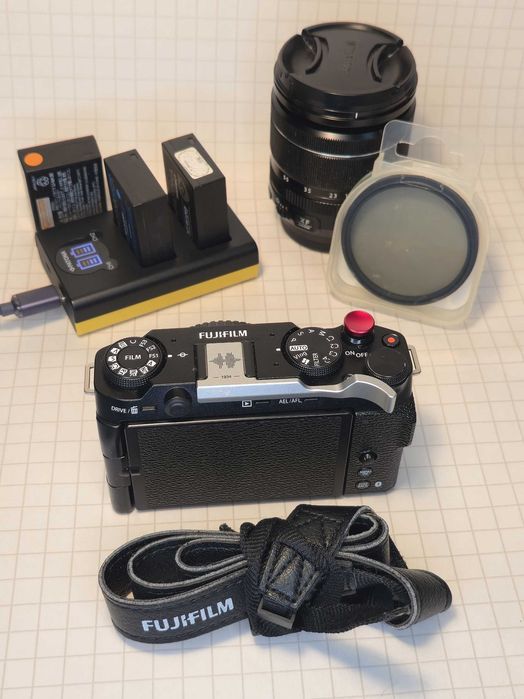 Fujifilm X‑M5 Mirrorless Compact + XF 18‑55mm