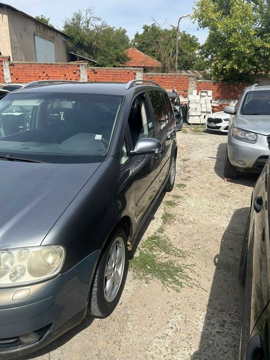 Volkswagen Touran 2.0TDI 140hp 05г na chasti Фолксваген Туран на части