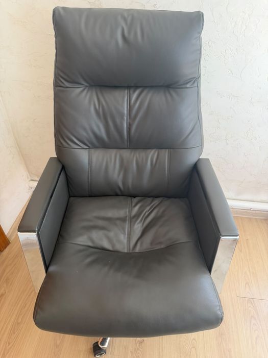 Продам офисное кресло