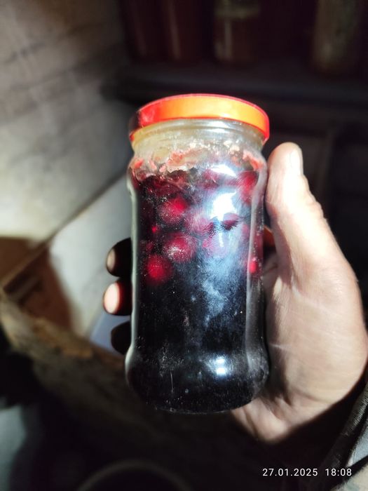 Домашнее варенье, компоты.