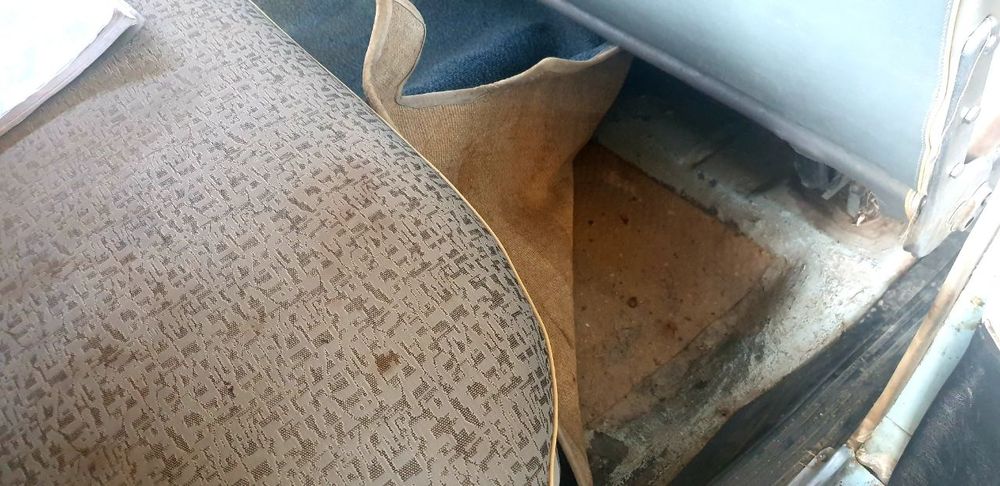 Волга м21  заводской родная комплектация.