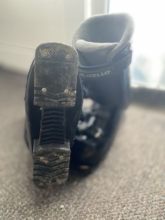 vand clapari schiuri fara desfecte