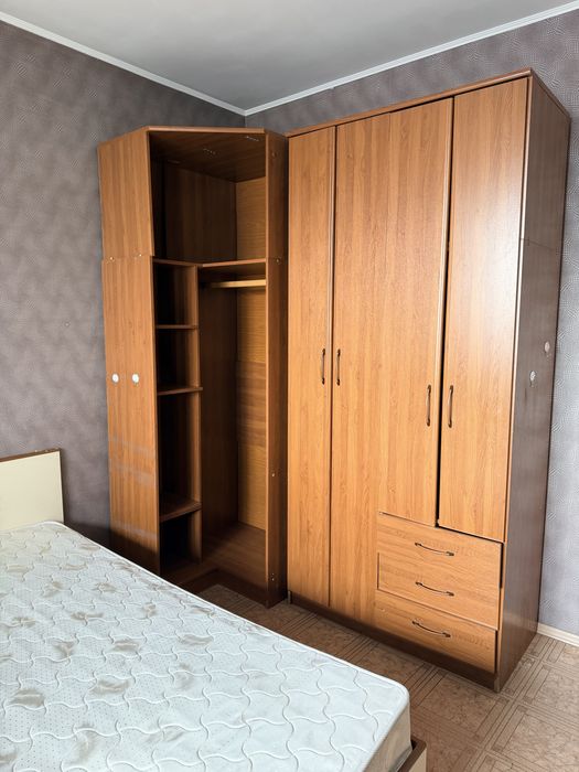 Продам мебель (кровать, шкаф, матрас)