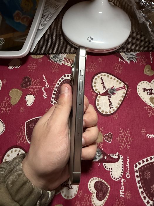 Iphone 16 pro 128GB stocare!