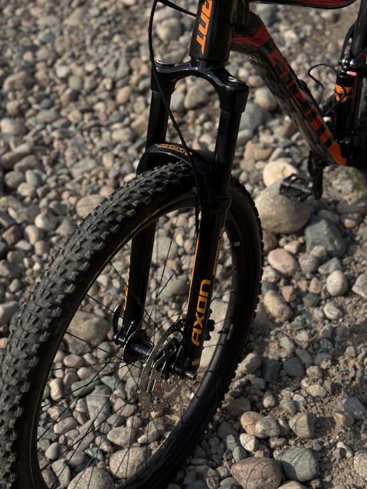 Двухподвес велосипед Giant