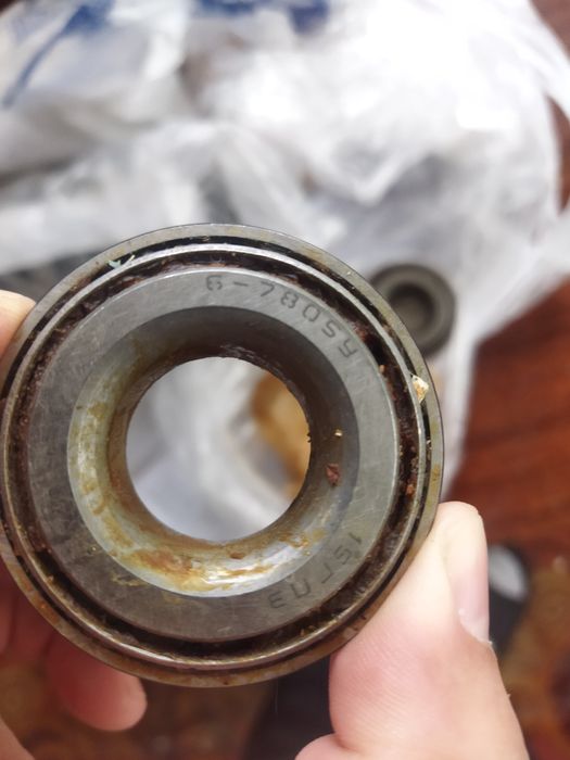 Продам подшипники.