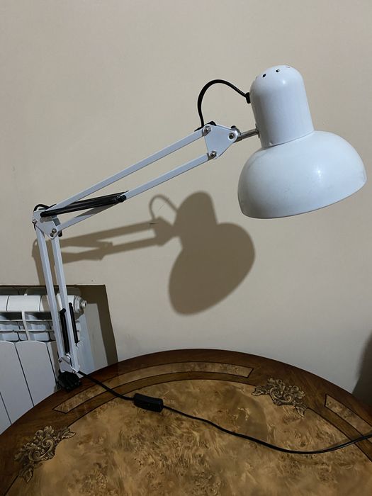 Продаются настольные лампы