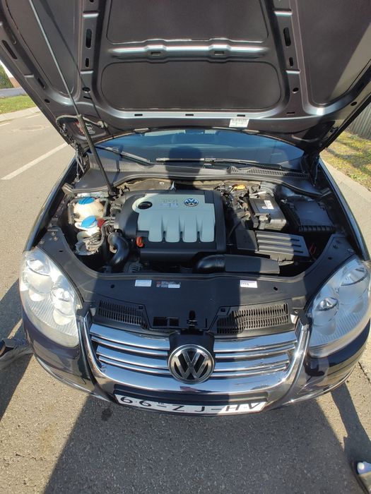 Volkswagen Golf 5 (vw)