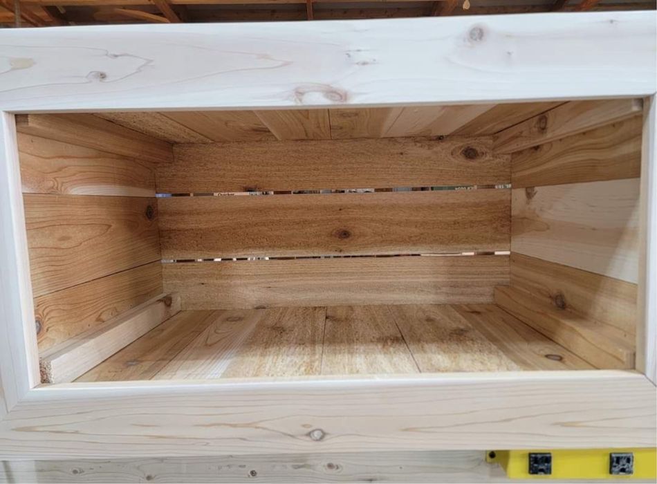 Cutii din lemn pentru flori