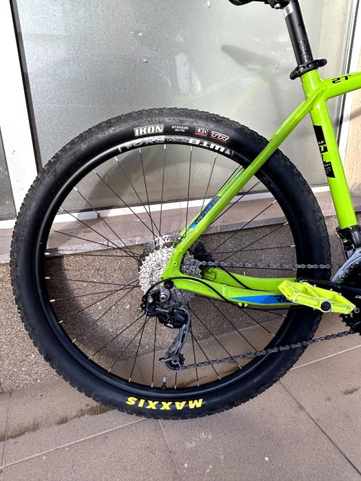 Mountain bike DEVRON RIDDLE MAN 3.7. 27.5