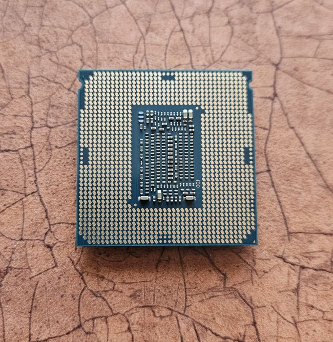 Procesor socket 1151 Intel I7 8700
