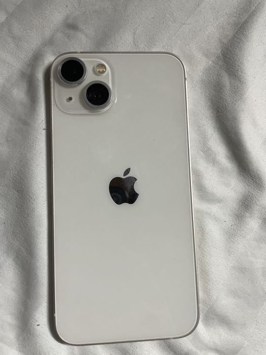 Продаю Айфон 13