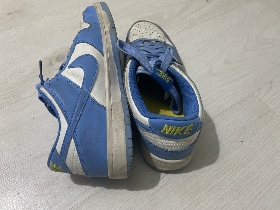 Кроссовки 500тг каждая пара