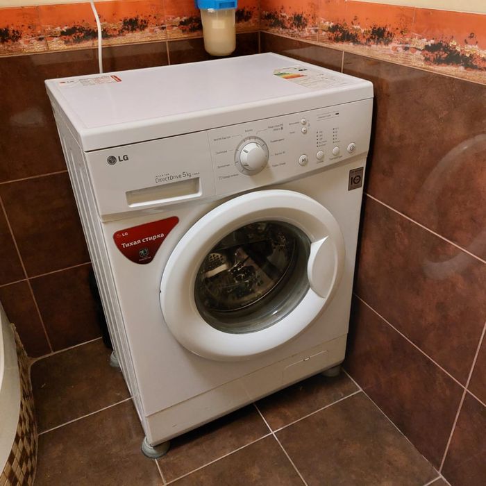 Прожам машинку на запчасти