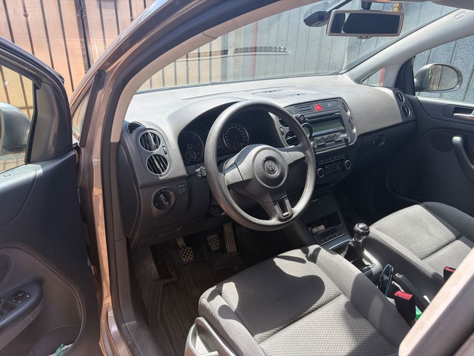 VOLKSWAGEN Golf Plus 2011 — imagine 5
