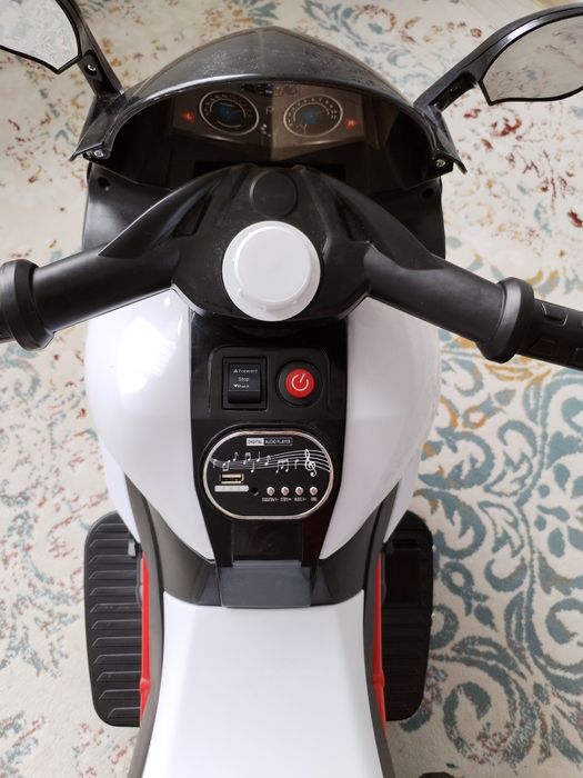 Детский электромотоцикл-трицикл HP2, Белый