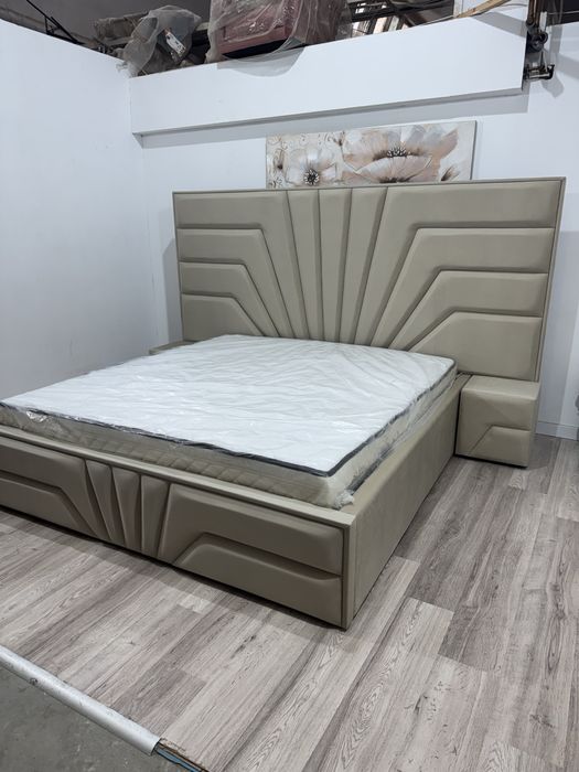 Paturi matrimoniale la comanda