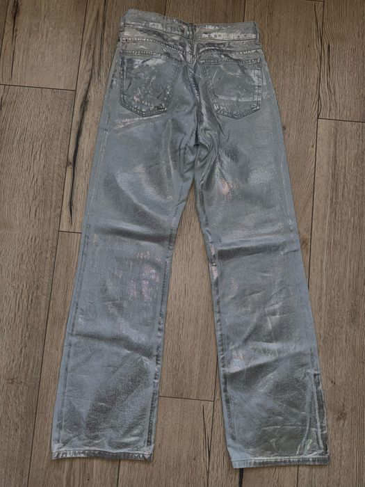 Блестящи дънки BERSHKA