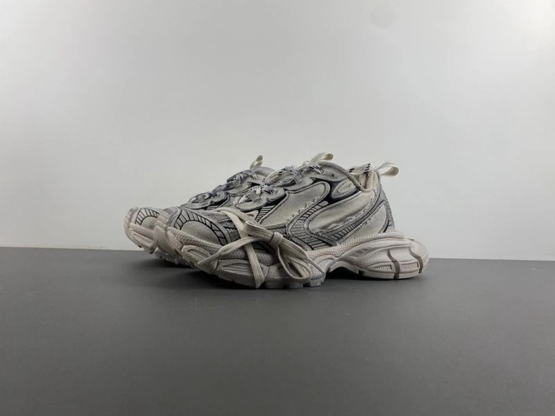 Balenciaga 3XL - Black/Dark Grey