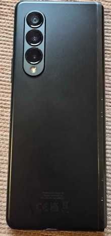 Samsung Galaxy Z Fold3 5G 256GB Черен Dual SIM със S Pen, кейс