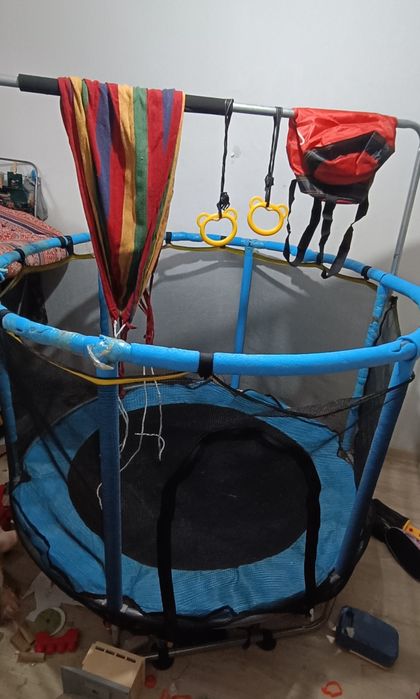 Батут с сеткой + гамак, кольца, груша