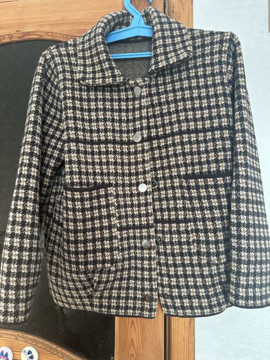 Пиджак куртка теплая на весну. Р 48