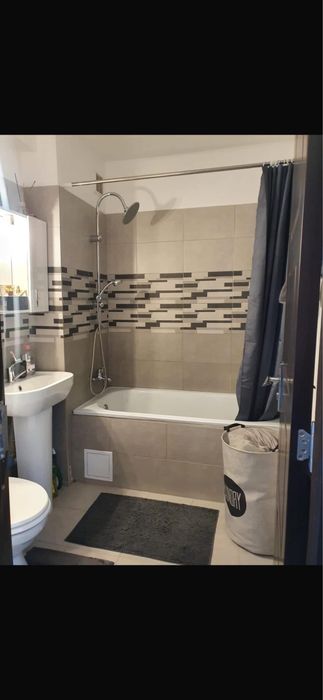 Apartament de vanzare 60000 euro / Sau inchiriere 1700 lei / lunar
