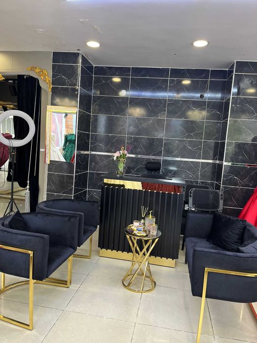 Комплект Диван и 2 стола. Безплатна доставка