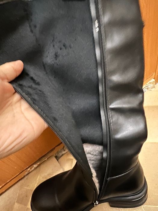 Длинные чёрные зимние сапоги 36размер