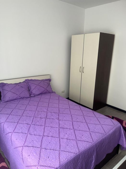 Inchiriez apartament.Zona Militari Rezidence