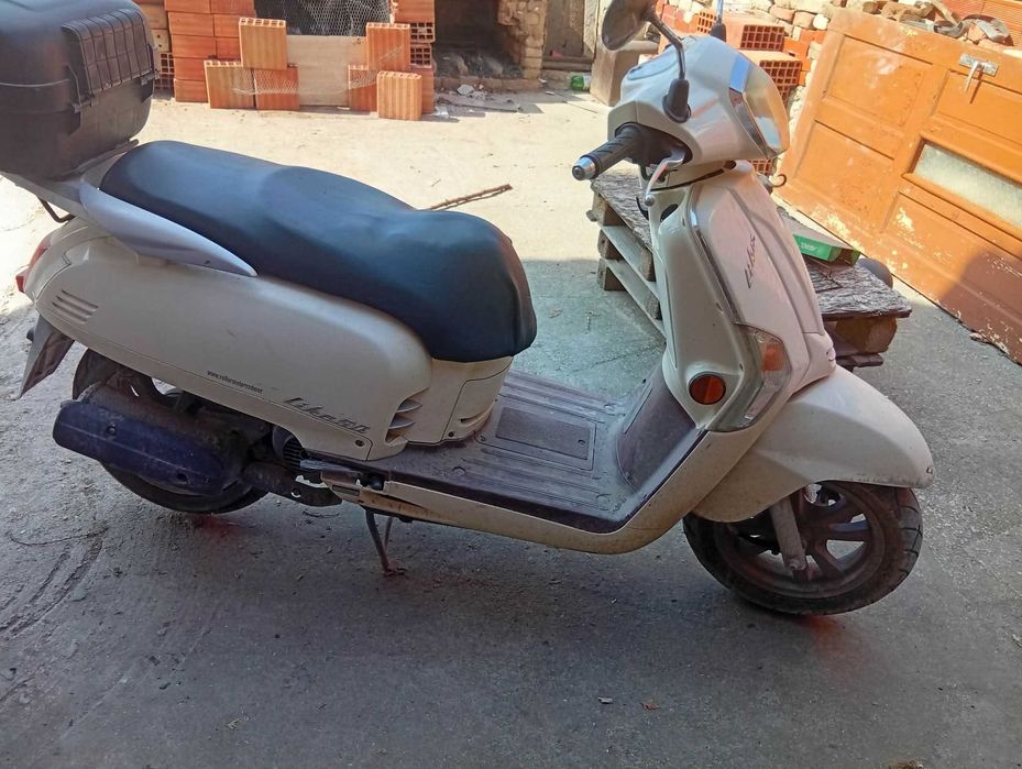 Скутер Kymco like50