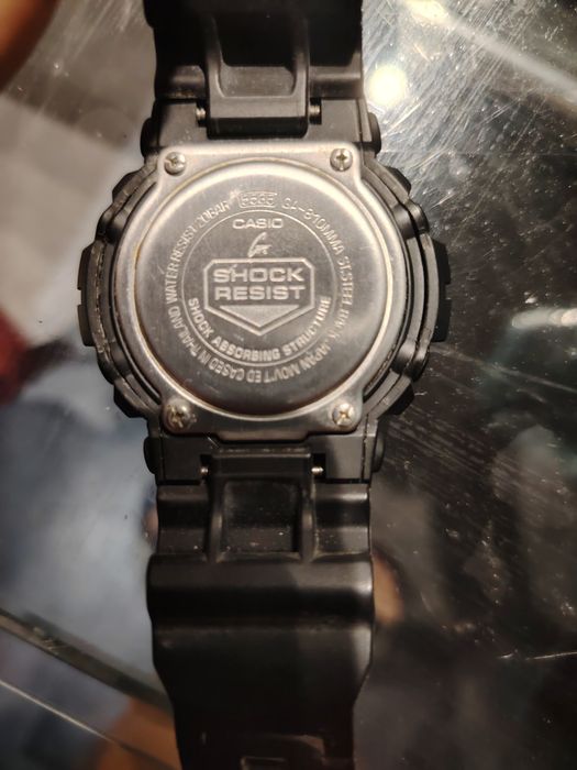 Часовник Casio GA-810MMA