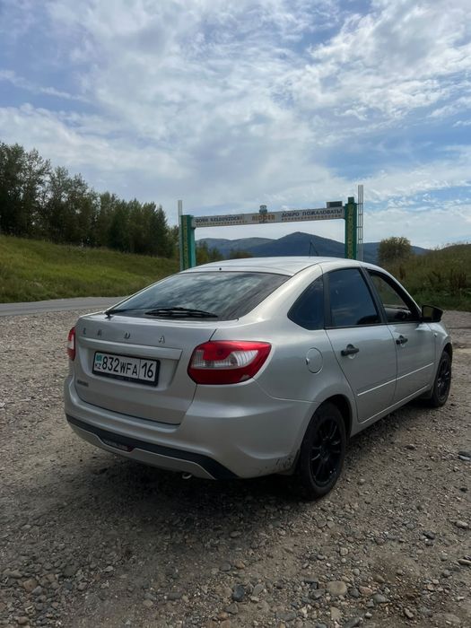 Продам автомобиль Lada Granta
