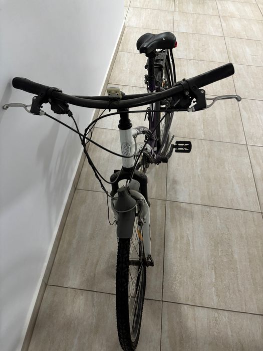 De vanzare: bicicleta dhs