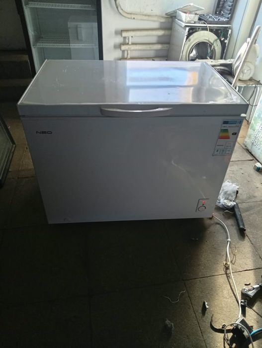 Продам морозильник