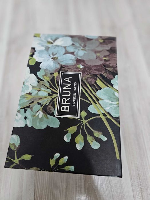Прдам бархатные туфли