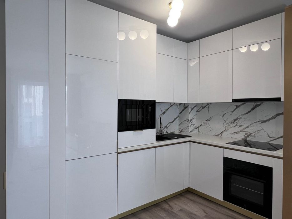 Inchiriez apartament Prima Arena