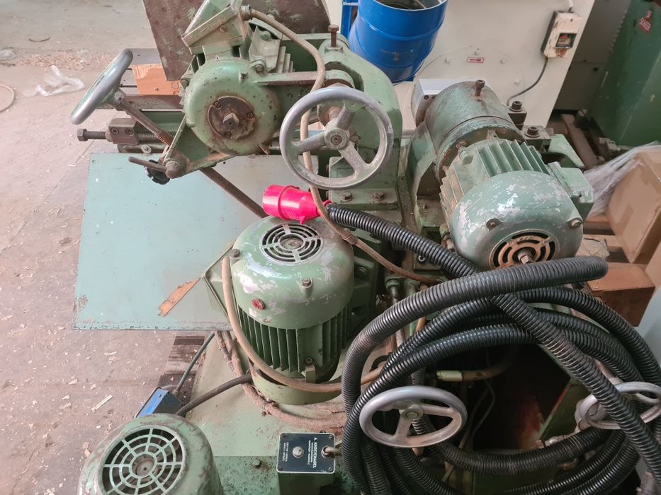 циркуляр фреза пробивна глава  с хидравлична карета,