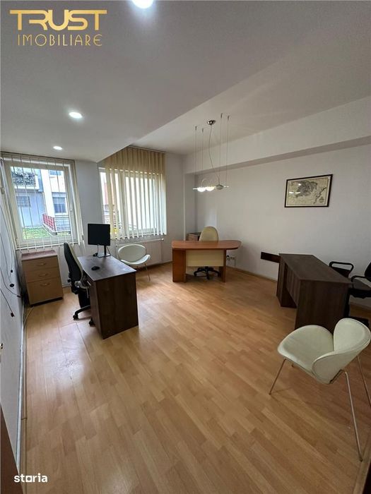 2 camere l Zona Tribunal | Parcare | Acces Dorobantilor| 21 Decembrie — fotografia 1