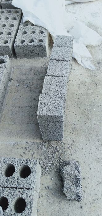 Шлакоблок бар строительный