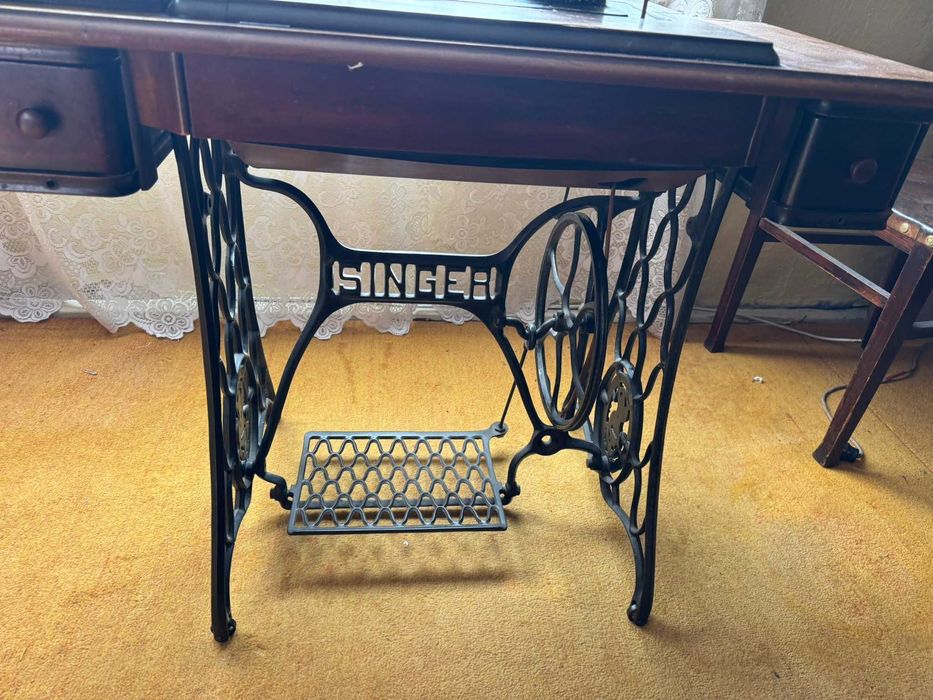 Vand masina de cusut singer