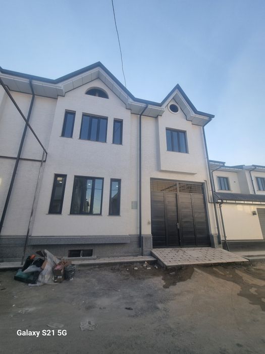 5 ком. ДОМ. Участок 2 сотки. Сергели, мах.Согдиана (маш.базар  1,5 км)