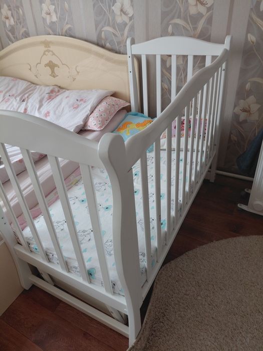 Продам детскую кровать(Манеж)