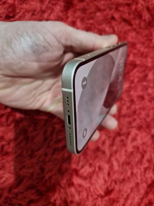 -Iphone 13,Silver, 128Gb, 8Ram, stare foarte buna, bat-89%, doar telef