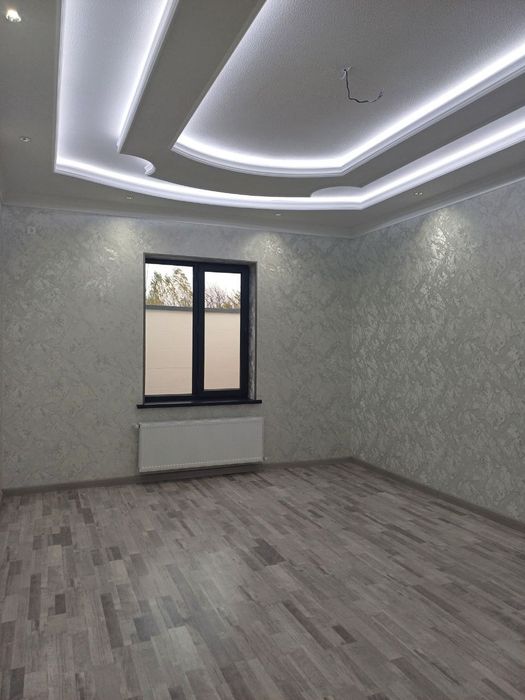 Srochna 3 sotox 5 xonali uy sotiladi