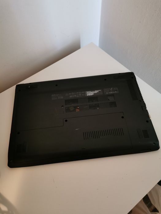 Laptop Acer Aspire E 15