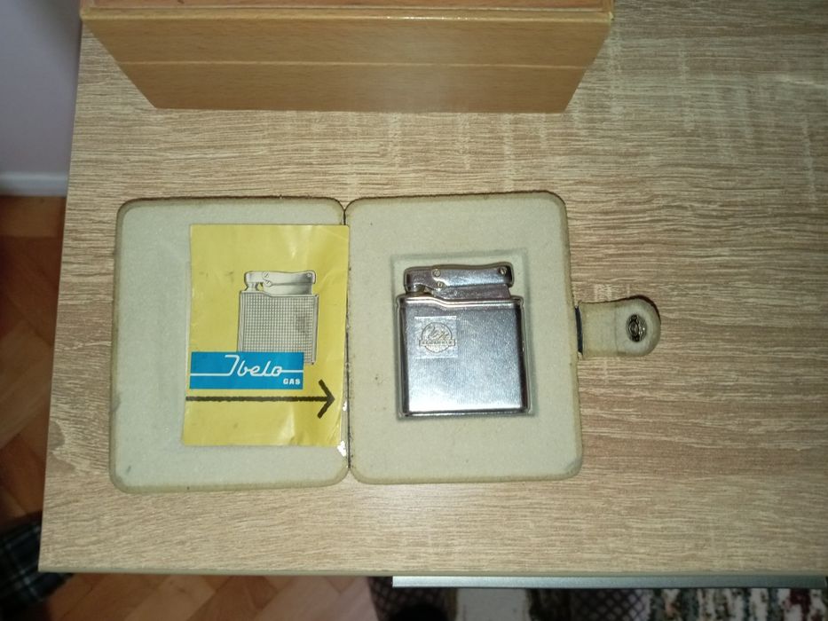 Bricheta de colectie