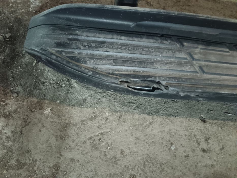 Продам парог на Ланкрузер Прода 150